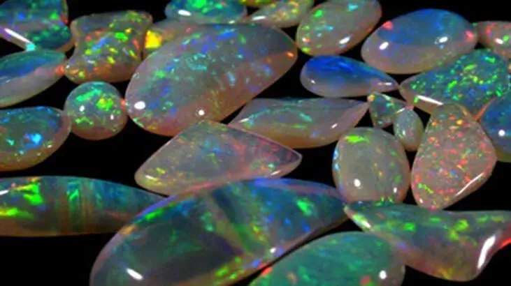 Opal Taşı