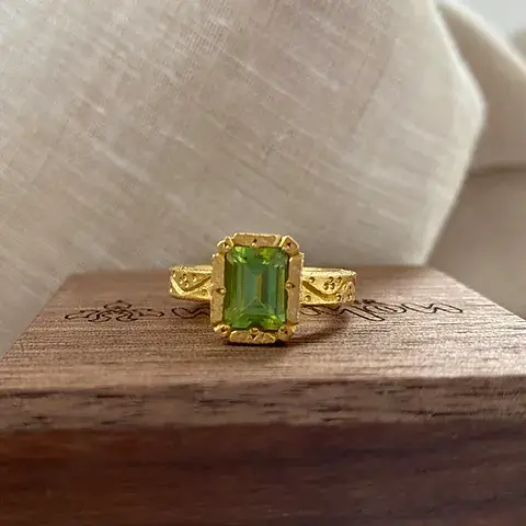 Peridot Peridot